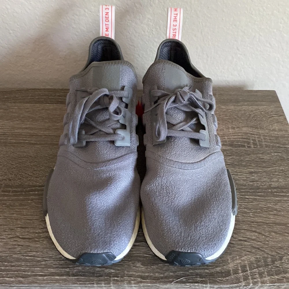 Adidas NMD R1 - Picture 2 of 6